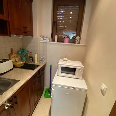 Santa Marina Sea View شقة