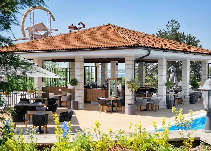 Santa Marina Sea View *