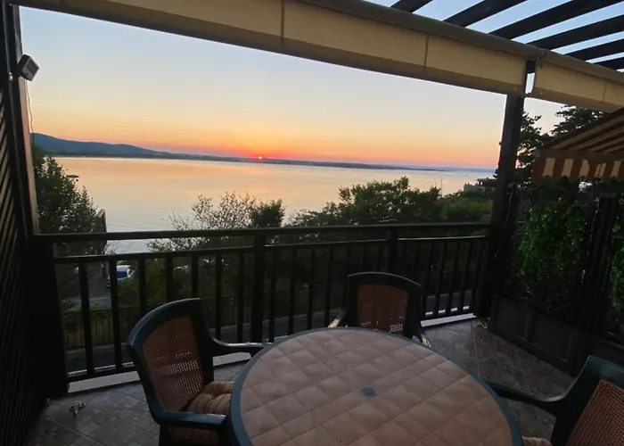 Santa Marina Sea View Sosopol