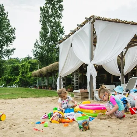 Апартамент Santa Marina Sea View