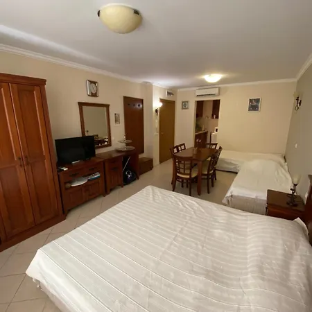 Santa Marina Sea View * Созопол